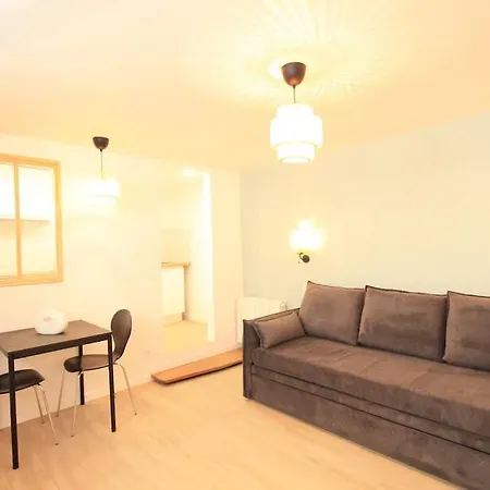 Disponible - Entier Renove - Canape Lit Emma - Rerb, 5mn Paris - 2 Pers - Parking Rue Gratuit - Equipe - 1er Etage - 3 Appartement