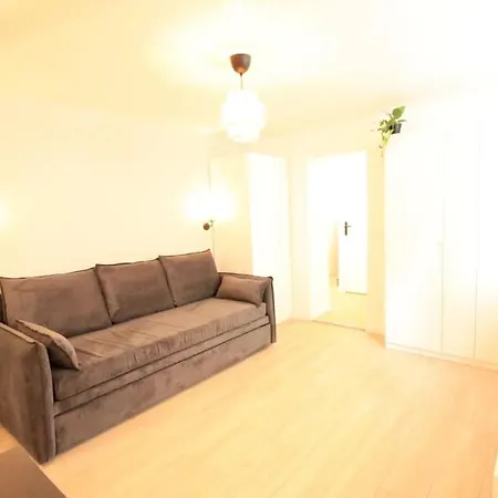Disponible - Entier Renove - Canape Lit Emma - Rerb, 5mn Paris - 2 Pers - Parking Rue Gratuit - Equipe - 1er Etage - 3 Appartement